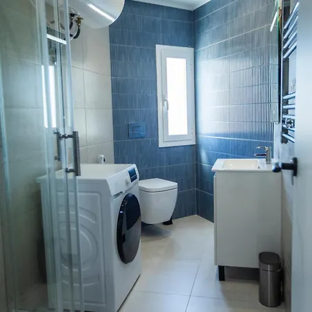 108 - Beachside Renovated 1br 5 Min From Appartamento *