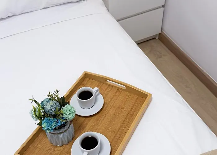 108 - Beachside Renovated 1br 5 Min From Апартаменты Камбрильс